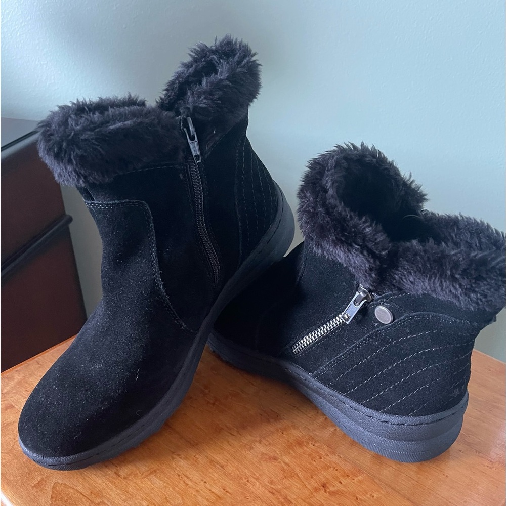 BareTraps Black Faux Fur Women’s Winter Boots - New - no tags!